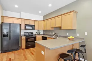1340 E Old Maple Ct, Salt Lake City, UT 84121 - Photo 9