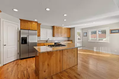 478 E Aspen Ct #478, Murray, UT 84107 - Photo 7