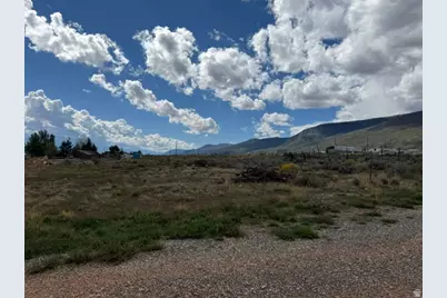 887 W 300 N #19, Fountain Green, UT 84632 - Photo 3