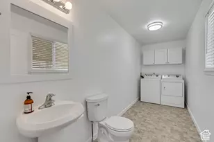 11250 S Crescent Vista Ln E, Sandy, UT 84070 - Photo 25
