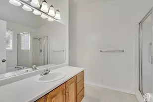 11250 S Crescent Vista Ln E, Sandy, UT 84070 - Photo 17