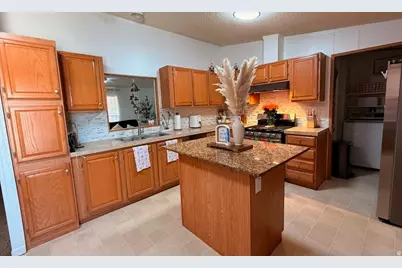 2840 S Snowdon Park Dr #47, West Valley, UT 84119 - Photo 3