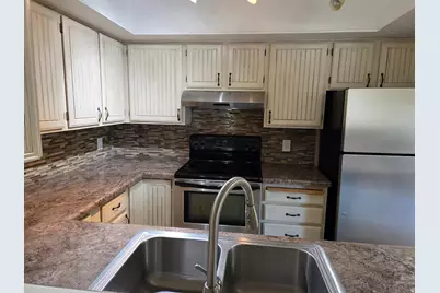 830 E Gatewood Dr S, Sandy, UT 84094 - Photo 11