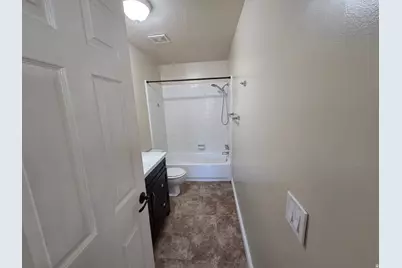 830 E Gatewood Dr S, Sandy, UT 84094 - Photo 17