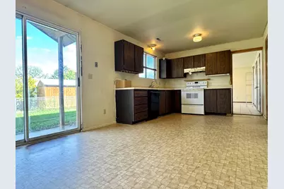 681 S 2150 W #& 687, Vernal, UT 84078 - Photo 3
