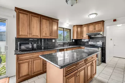 1261 E Chevy Chase Dr S, Salt Lake City, UT 84117 - Photo 5