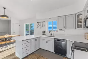 49 N 1300 E, Pleasant Grove, UT 84062 - Photo 13