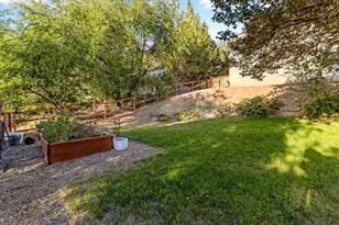 49 N 1300 E, Pleasant Grove, UT 84062 - Photo 31