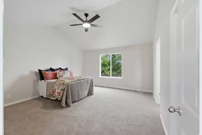 1078 N Coyote Run, Saratoga Springs, UT 84045 - Photo 15