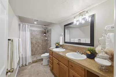 1078 N Coyote Run, Saratoga Springs, UT 84045 - Photo 35