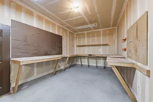 1078 N Coyote Run, Saratoga Springs, UT 84045 - Photo 43