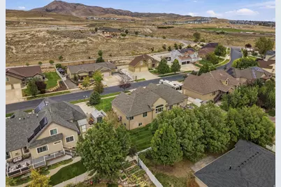 1078 N Coyote Run, Saratoga Springs, UT 84045 - Photo 55