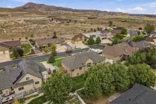 1078 N Coyote Run, Saratoga Springs, UT 84045 - Photo 55