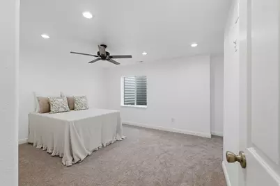 1078 N Coyote Run, Saratoga Springs, UT 84045 - Photo 37