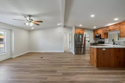 117 N 3850 W, Hurricane, UT 84737 - Photo 5
