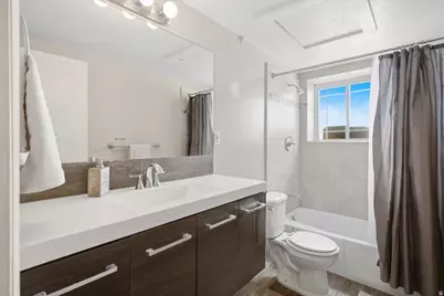 4461 S 1600 W, Roy, UT 84067 - Photo 17