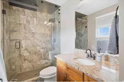 4461 S 1600 W, Roy, UT 84067 - Photo 13