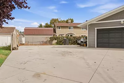 4461 S 1600 W, Roy, UT 84067 - Photo 29