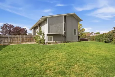 4461 S 1600 W, Roy, UT 84067 - Photo 27