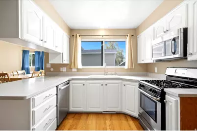 1833 N 1450 W, Layton, UT 84041 - Photo 11