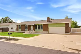 1833 N 1450 W, Layton, UT 84041 - Photo 3