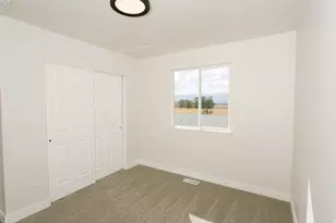 1483 N 380 E, Tooele, UT 84074 - Photo 13