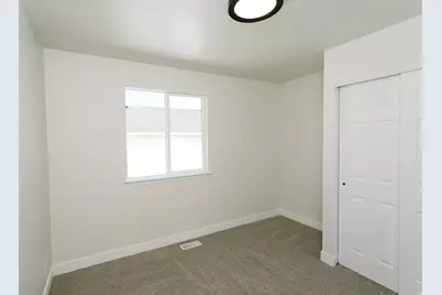 1483 N 380 E, Tooele, UT 84074 - Photo 11