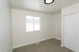 1483 N 380 E, Tooele, UT 84074 - Photo 11