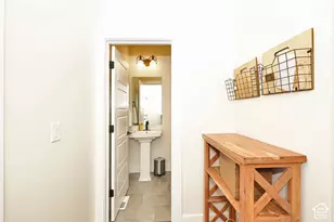 1330 N 900 W, Lehi, UT 84043 - Photo 9