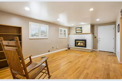 102 W 1550 N, Sunset, UT 84015 - Photo 23