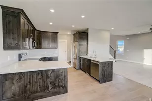 408 E Broderick Wy, Grantsville, UT 84029 - Photo 5