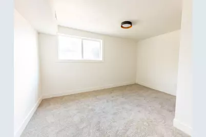 1534 S Tyler Ave, Ogden, UT 84404 - Photo 9
