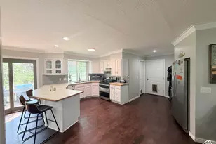 2580 E Country Oaks Dr, Layton, UT 84040 - Photo 13