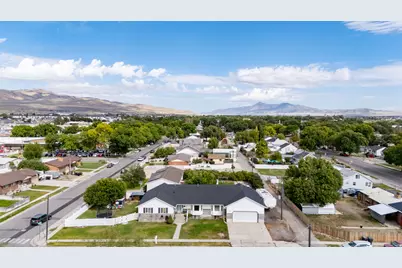80 W 600 S, Tremonton, UT 84337 - Photo 43