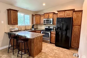 2845 W 4450 S, Roy, UT 84067 - Photo 3