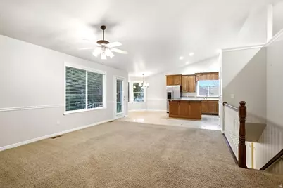 555 E 2400 N, North Ogden, UT 84414 - Photo 9
