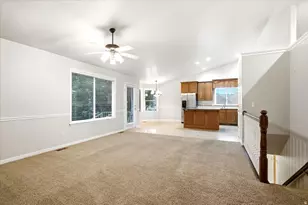 555 E 2400 N, North Ogden, UT 84414 - Photo 9
