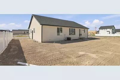 2365 E E Morning Glory Way #426, Eagle Mountain, UT 84005 - Photo 27