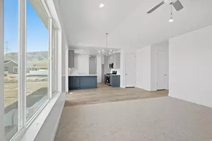 2363 E Sunflower Dr, Eagle Mountain, UT 84005 - Photo 13