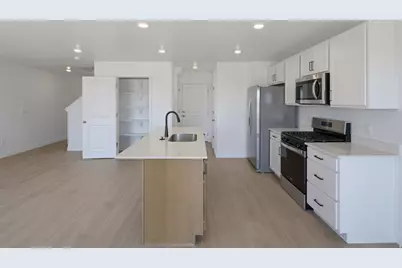 887 E Edinburgh Ave #1223, Lehi, UT 84048 - Photo 9