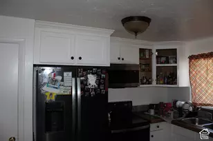 3683 S Yorkshire Rd W, West Valley, UT 84119 - Photo 7