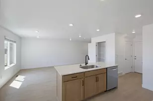 895 E Edinburgh Ave, Lehi, UT 84048 - Photo 11