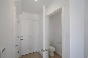 895 E Edinburgh Ave, Lehi, UT 84048 - Photo 13