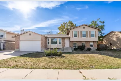 3816 S Pheasant Glen Dr W, West Valley, UT 84120 - Photo 1