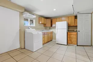 795 N 550 W, Orem, UT 84057 - Photo 27