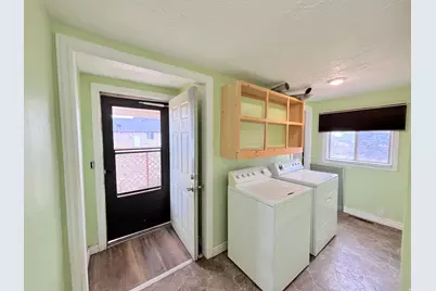 757 N 400 W, Blanding, UT 84511 - Photo 9