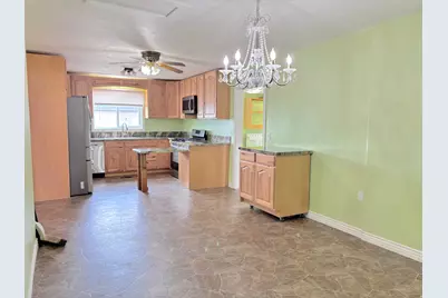 757 N 400 W, Blanding, UT 84511 - Photo 3