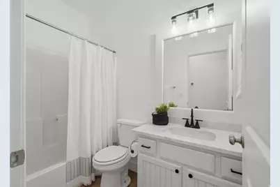 9138 N Renaissance Dr, Cedar Hills, UT 84062 - Photo 19