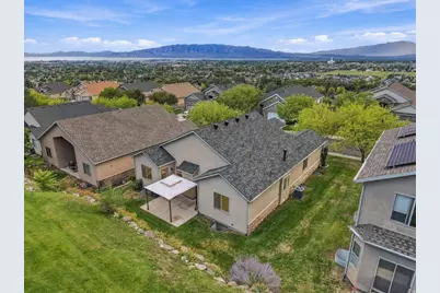 9138 N Renaissance Dr, Cedar Hills, UT 84062 - Photo 37