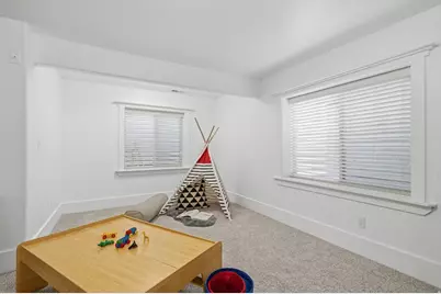 9138 N Renaissance Dr, Cedar Hills, UT 84062 - Photo 25